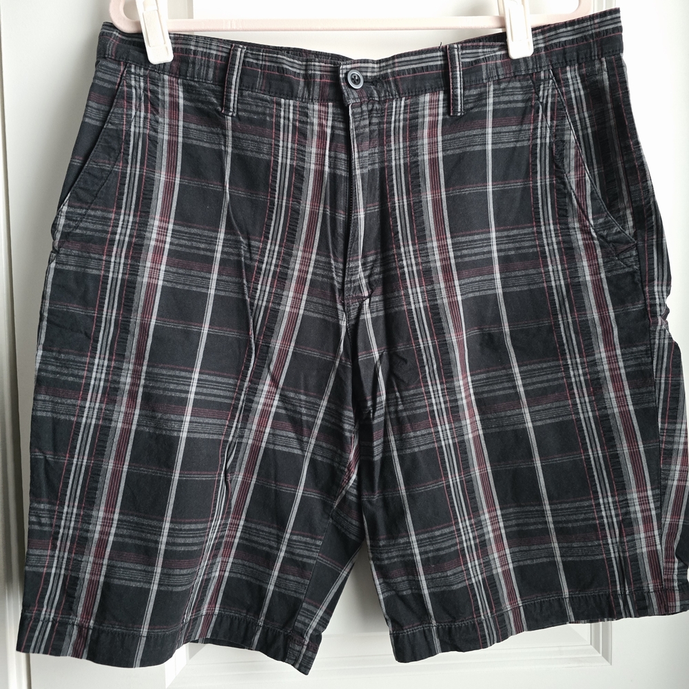 Apt. 9 Black and Red Checkered Trousers